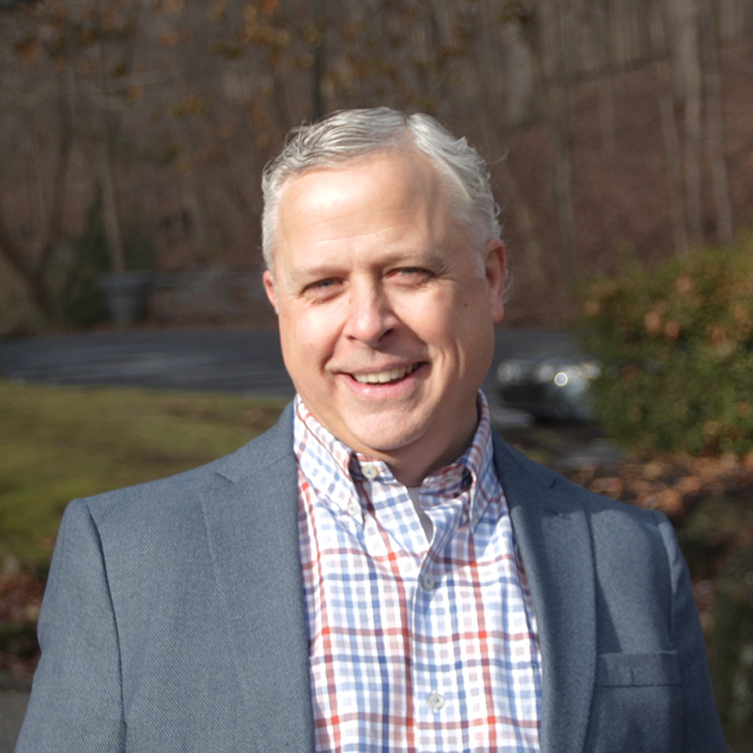 Stratos COO Douglas Smith